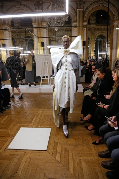 Look 23